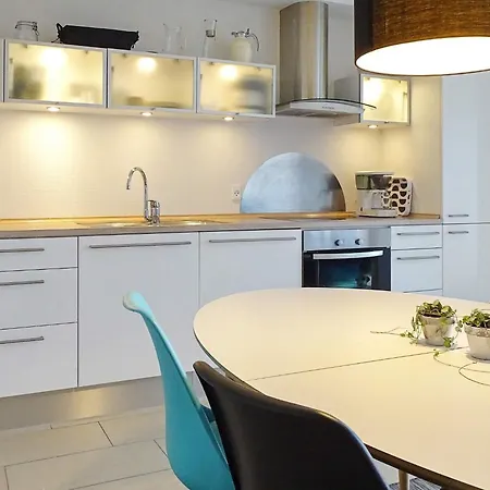 4 Person In Bogense-by Traum *