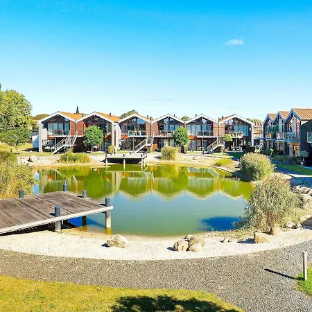 4 Person In Bogense-by Traum *